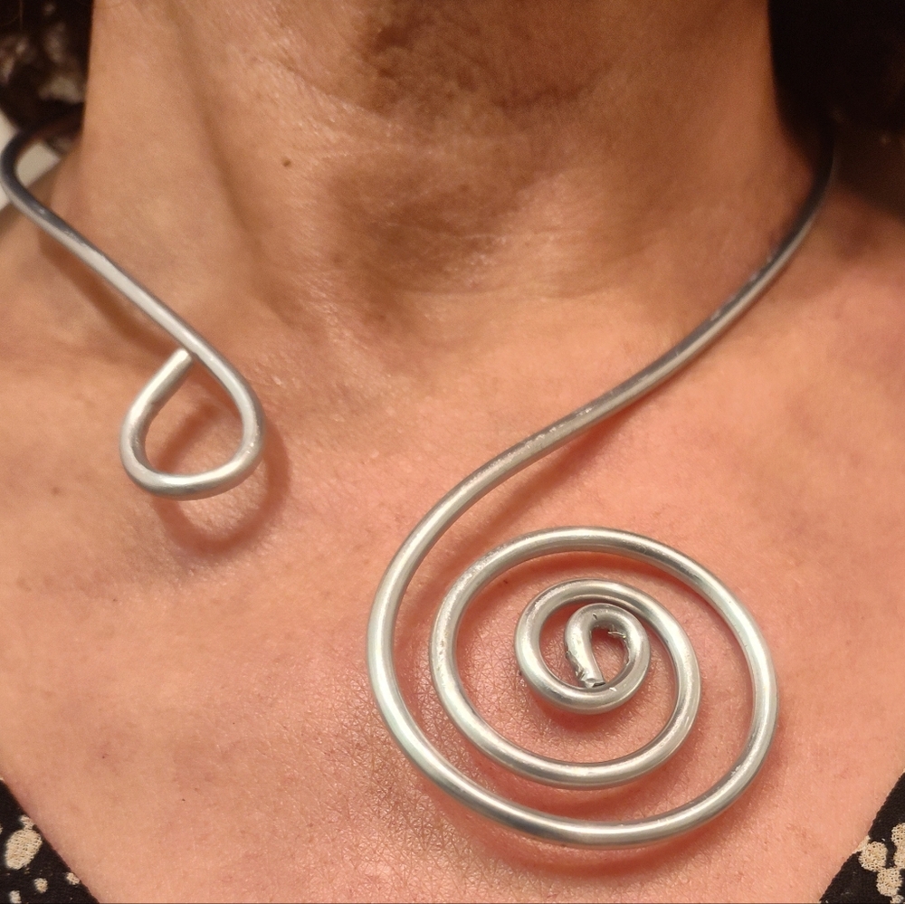 Silver Spiral Collar Necklace
